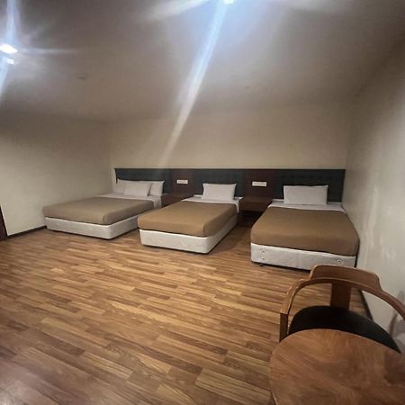 ברינצ'אנג Iris House Hotel מראה חיצוני תמונה