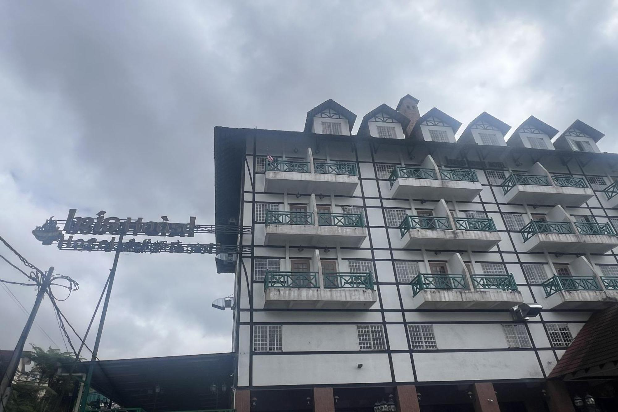 ברינצ'אנג Iris House Hotel מראה חיצוני תמונה