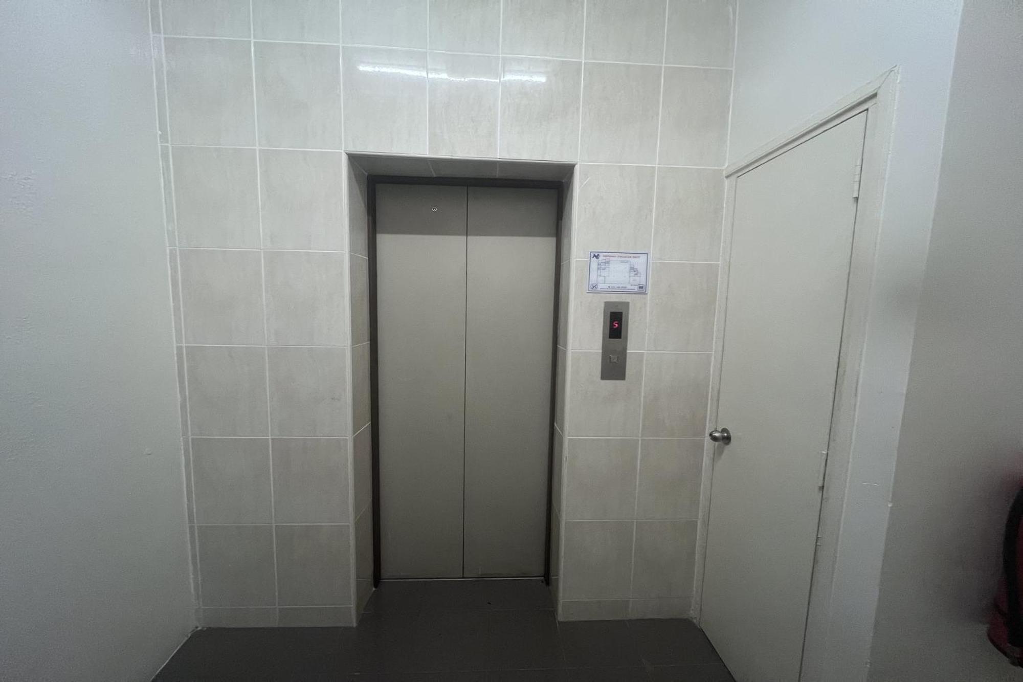 ברינצ'אנג Iris House Hotel מראה חיצוני תמונה